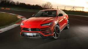 2018-lamborghini-urus-735.webp