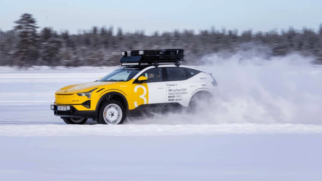 Naujausios automobilių apžvalgos, naujienos ir pirkimo vadovai